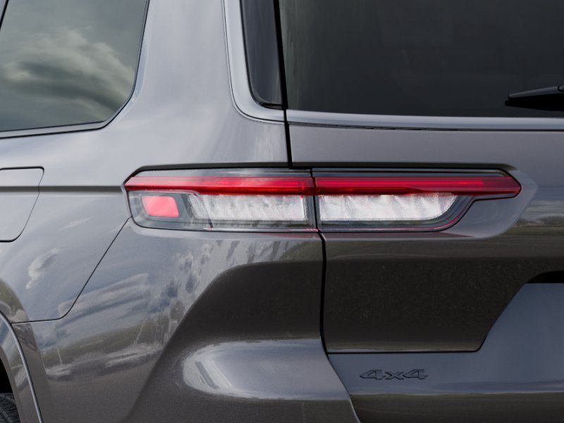 New 2026 Baltic Gray Metallic Clear-Coat Exterior Paint Jeep Summit image 43