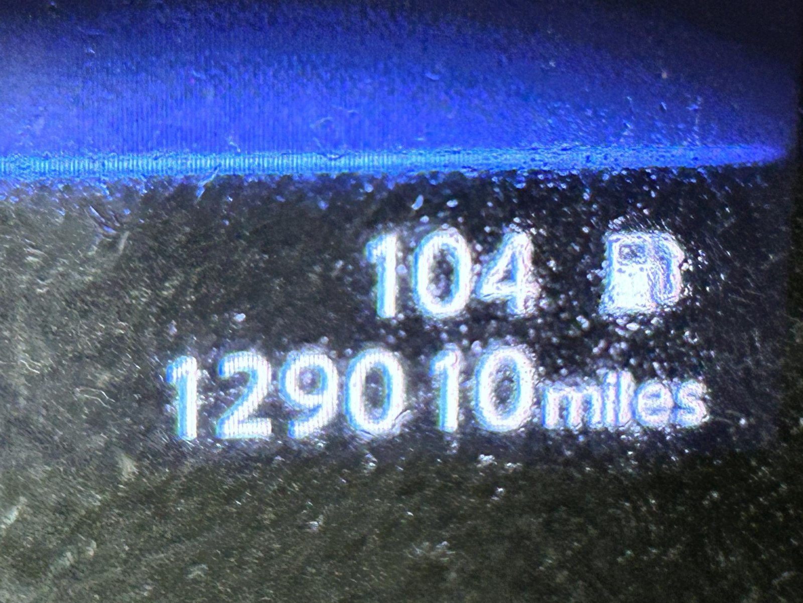 Used 2018 Brilliant Silver Nissan SL image 11