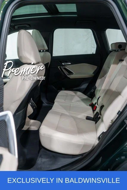 Used 2023 Green BMW xDrive28i image 10