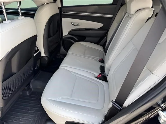 Used 2022 Black Hyundai SEL image 13