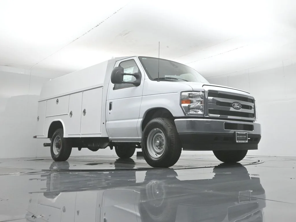 New 2026 White Ford Base image 46