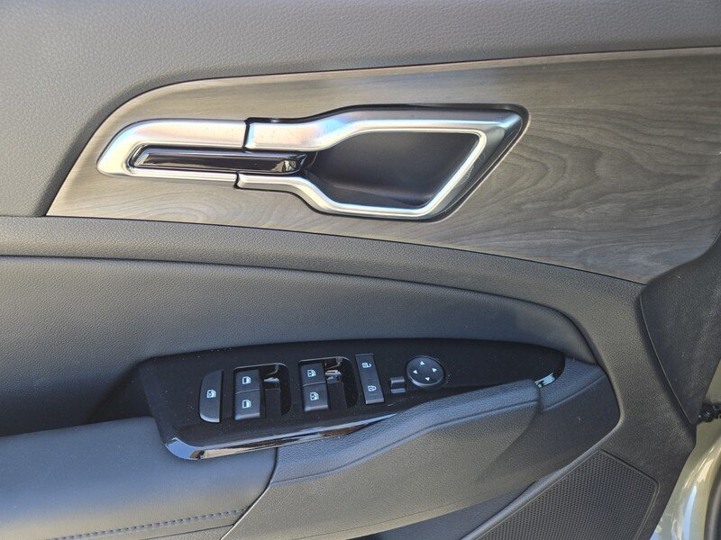 2025 Kia Sportage X-Line - Photo 9