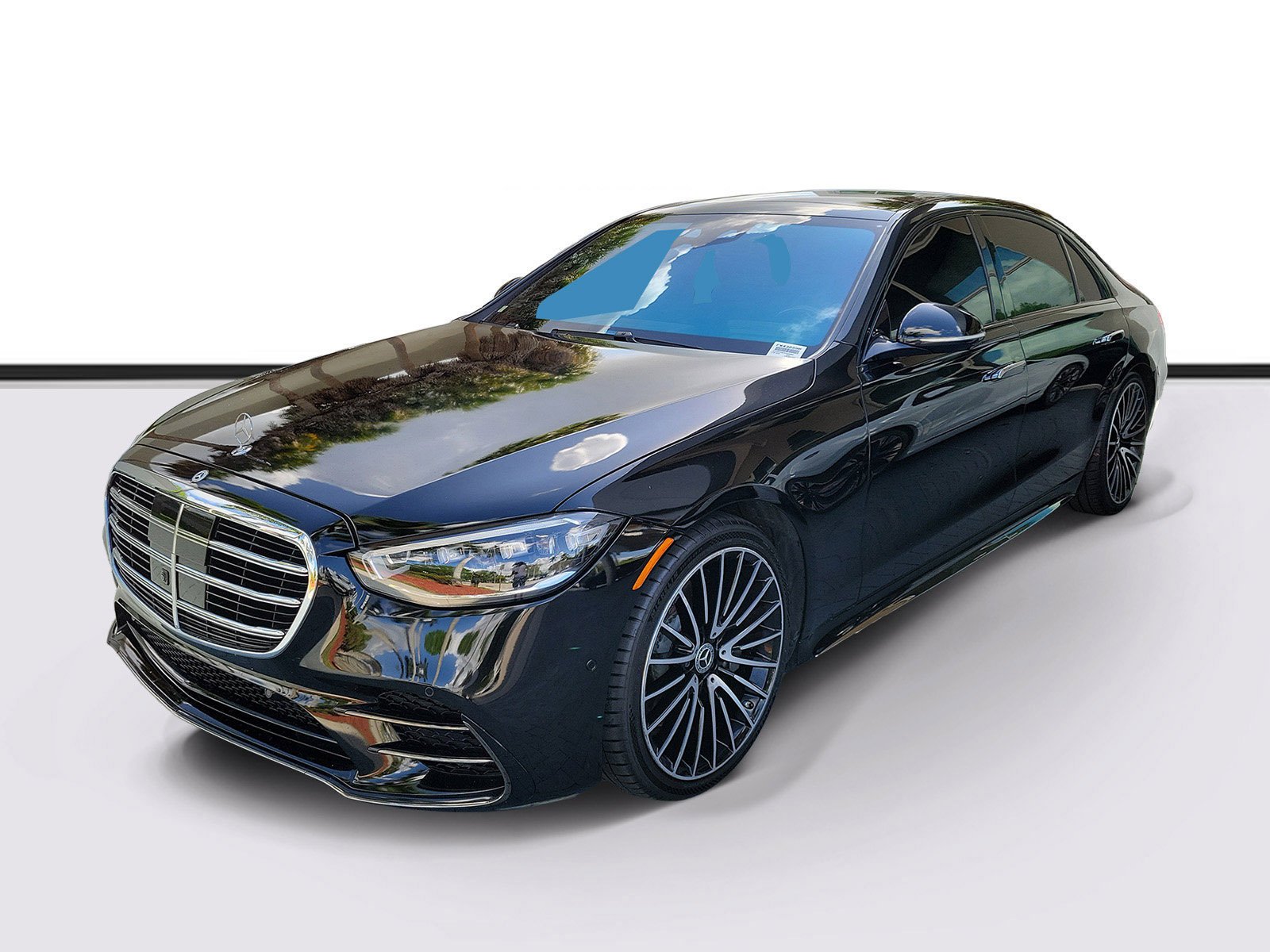 Used 2023 Black Mercedes-Benz S 580 image 2