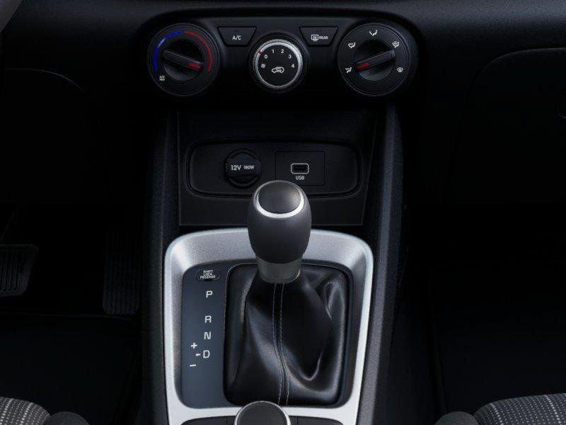 New 2026 White Hyundai SE image 33