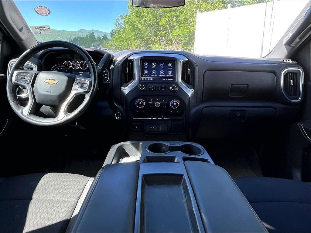 Used 2022 Summit White Chevrolet LT image 21