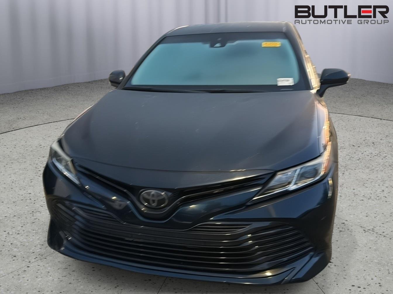 Used 2020 Galactic Aqua Mica Toyota LE image 3