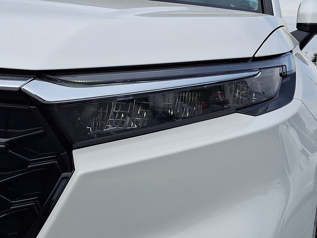 Used 2026 White Honda EX image 10
