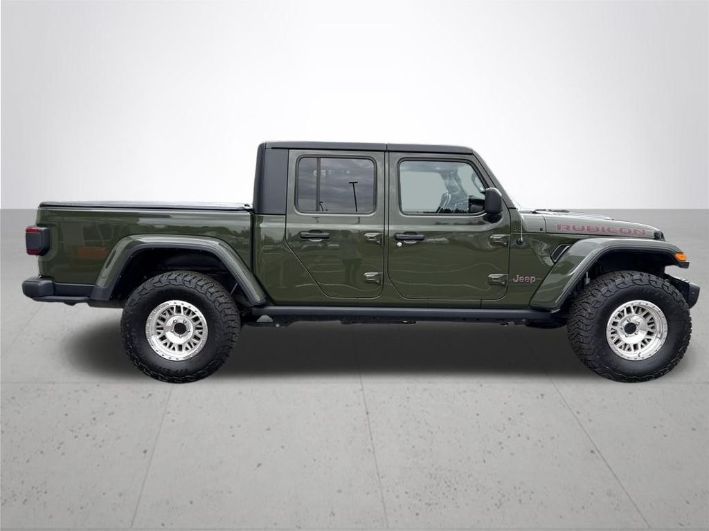 Used 2022 Green Jeep Rubicon image 5