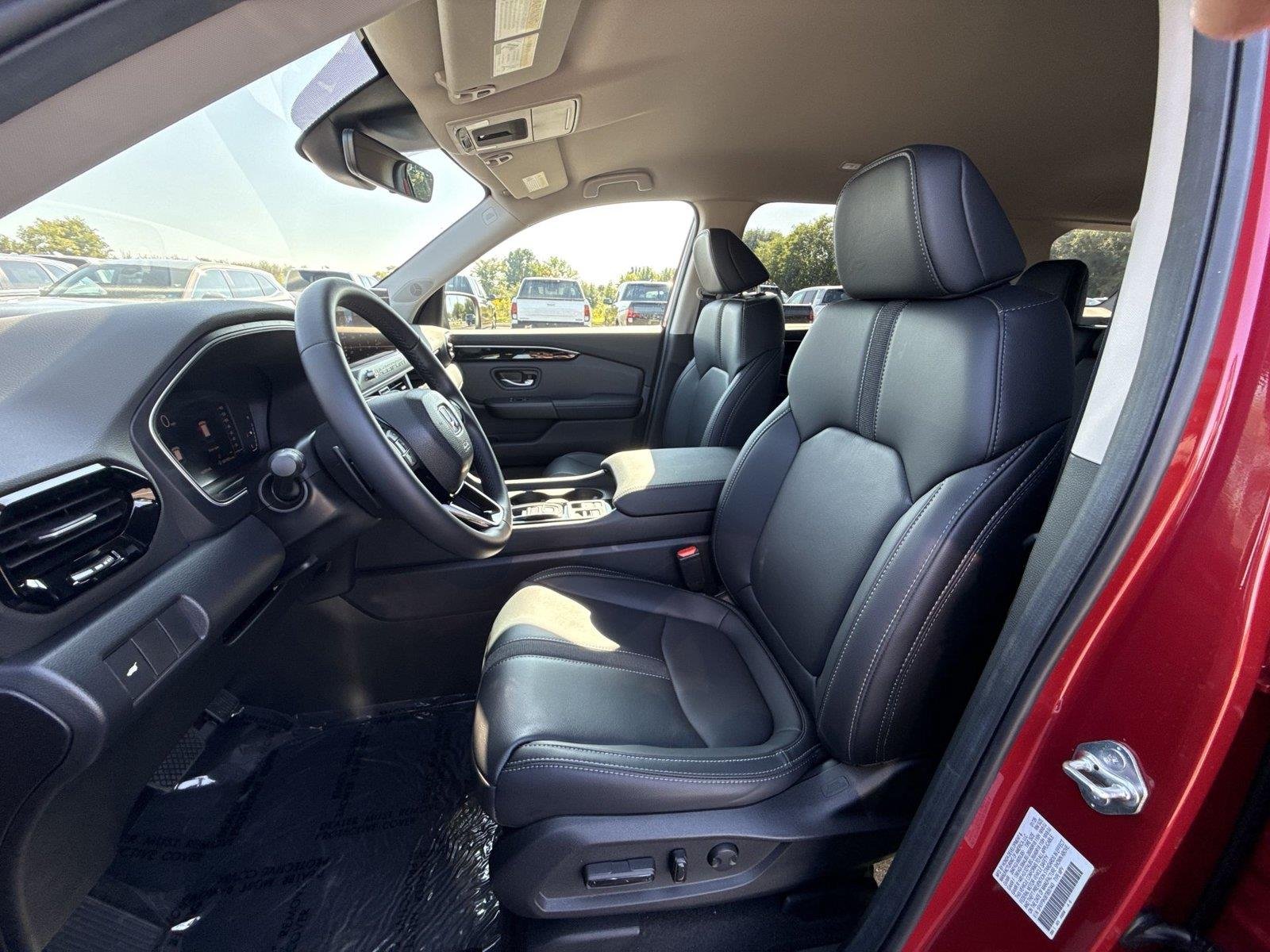 Used 2026 Radiant Red Metallic II Honda RTL image 14