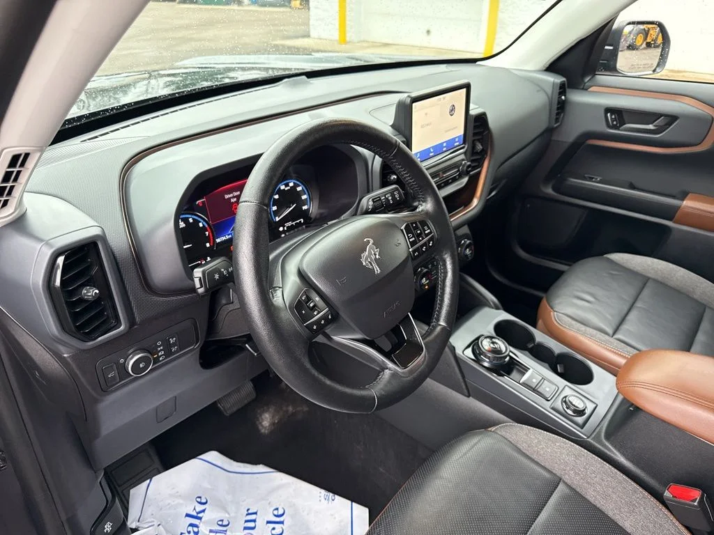 Used 2021 Alto Blue Metallic Tinted Clearcoat Ford Outer Banks image 15