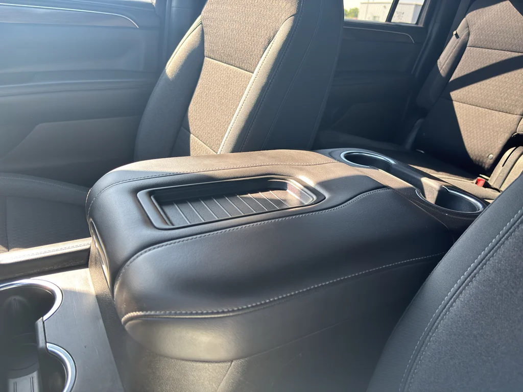 Used 2021 Summit White GMC SLE image 28