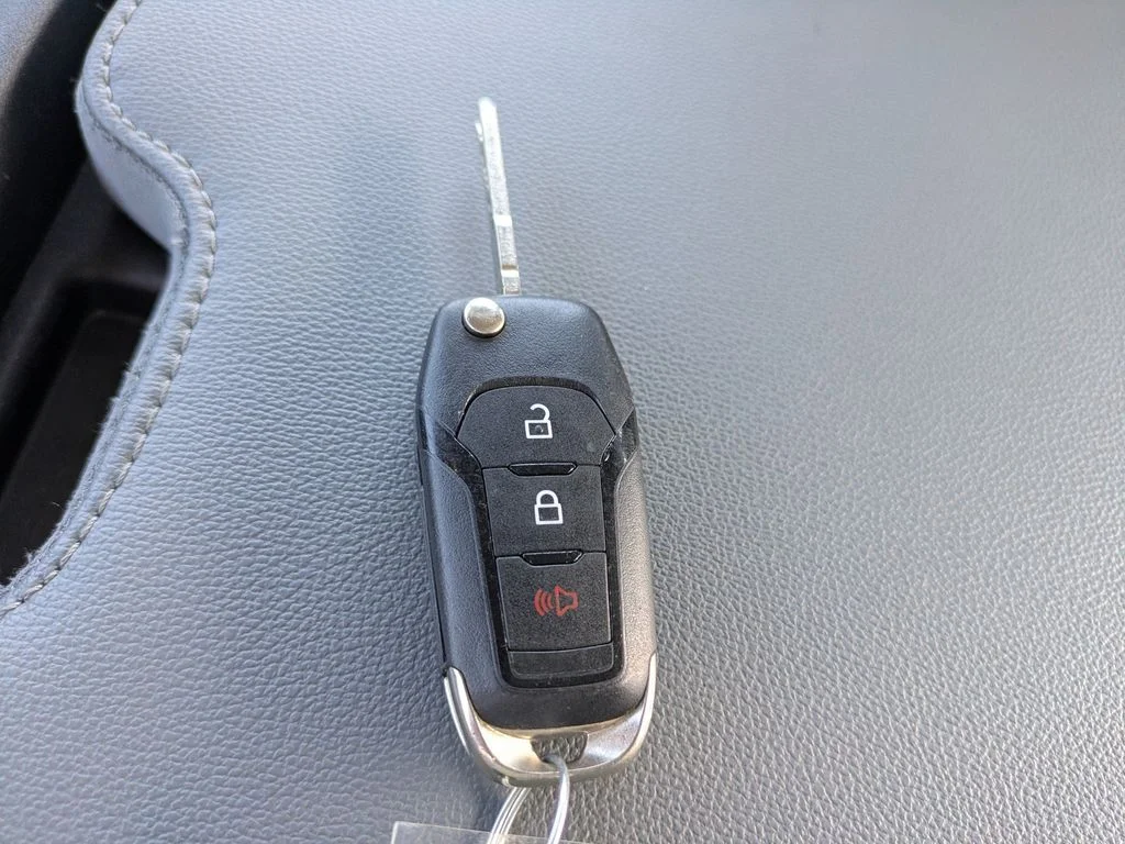 Used 2026 White Ford XL image 27