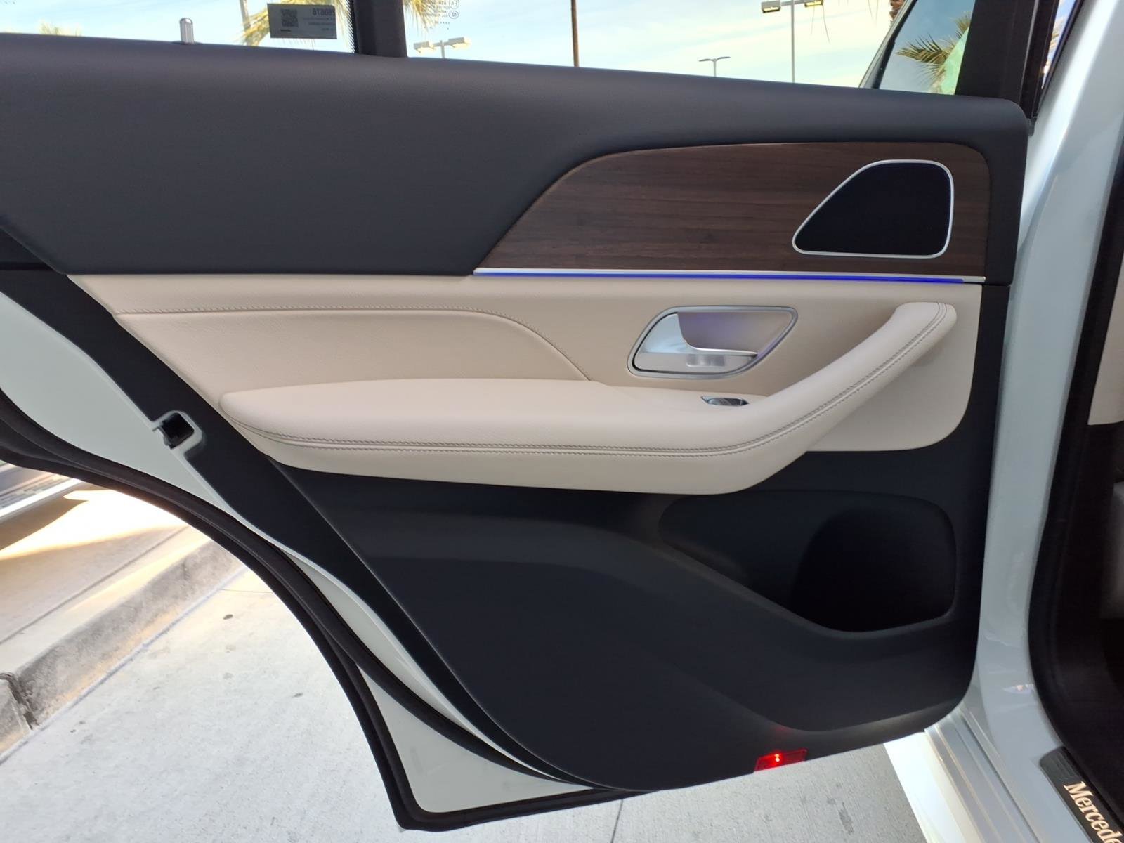 New 2026 Polar White Mercedes-Benz 450 image 17
