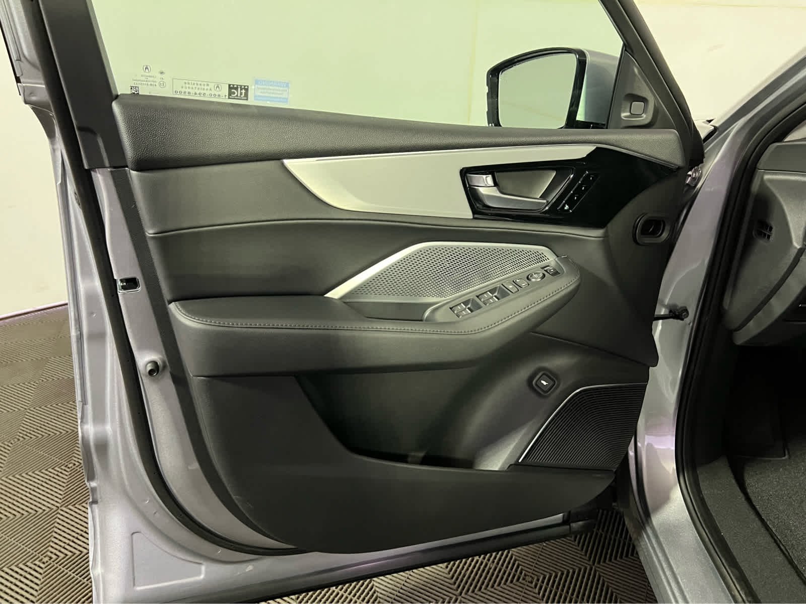 New 2026 Solar Silver Metallic Acura  image 15