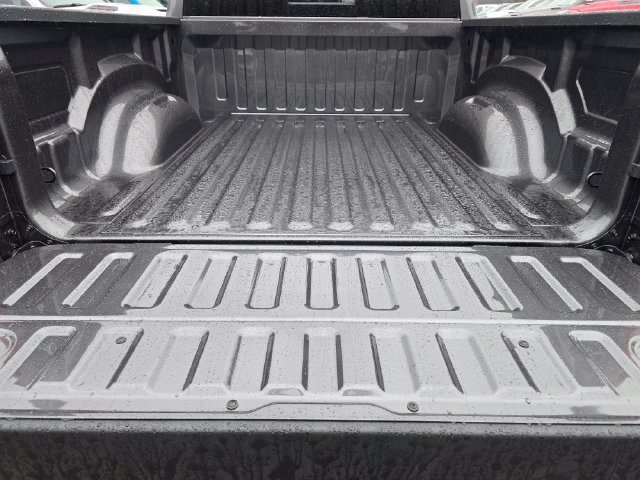 New 2027 Granite Crystal Metallic Clear-Coat Exterior Paint RAM Big Horn/Lone Star image 35