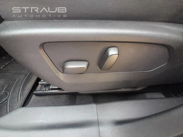 Used 2022 Sapphire Metallic Buick Preferred image 34