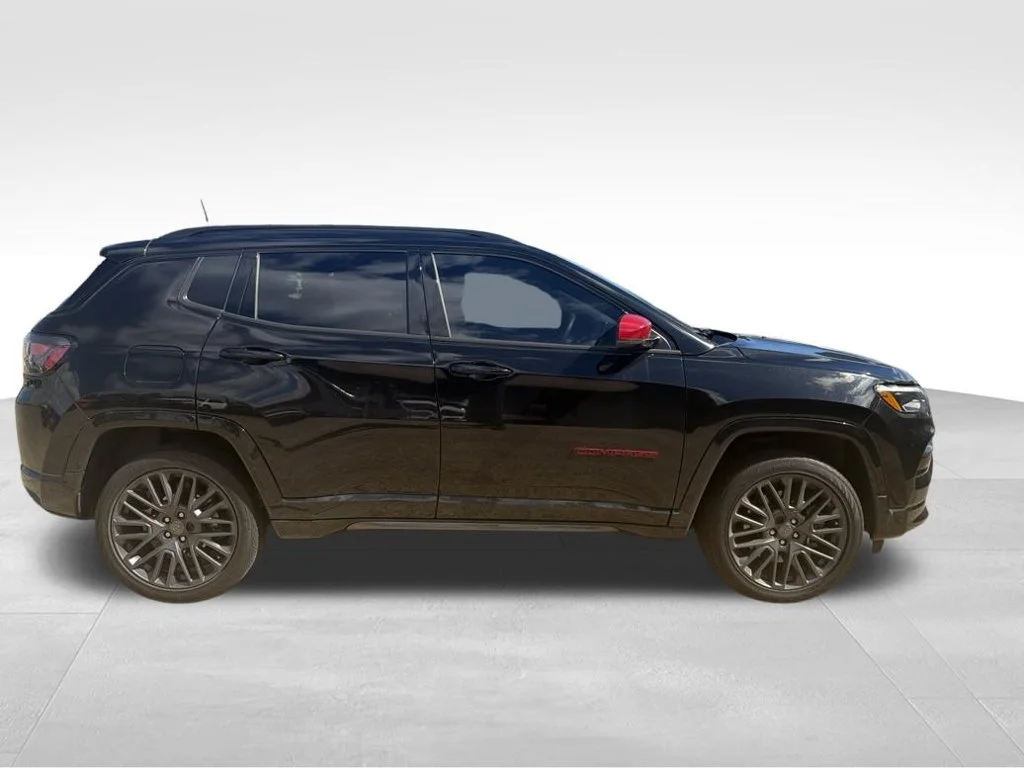Used 2023 Black Jeep Limited image 12