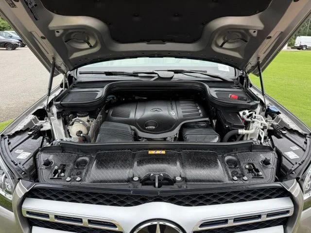 Used 2021  Mercedes-Benz GLS 450 image 34