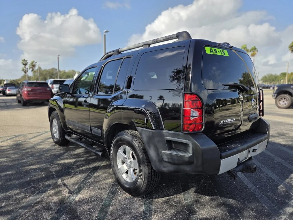 Used 2011 Super Black Nissan S image 4
