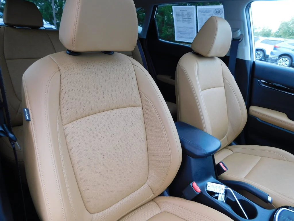 Used 2024 White Kia EX image 20