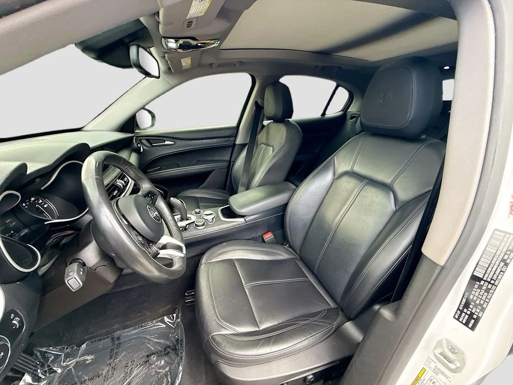 Used 2021 White Alfa Romeo Sprint image 20