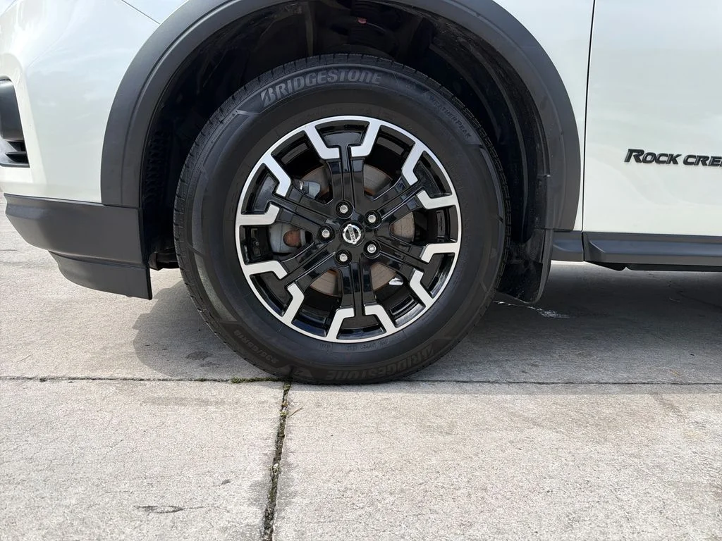 2020 Nissan Pathfinder SL - Photo 13