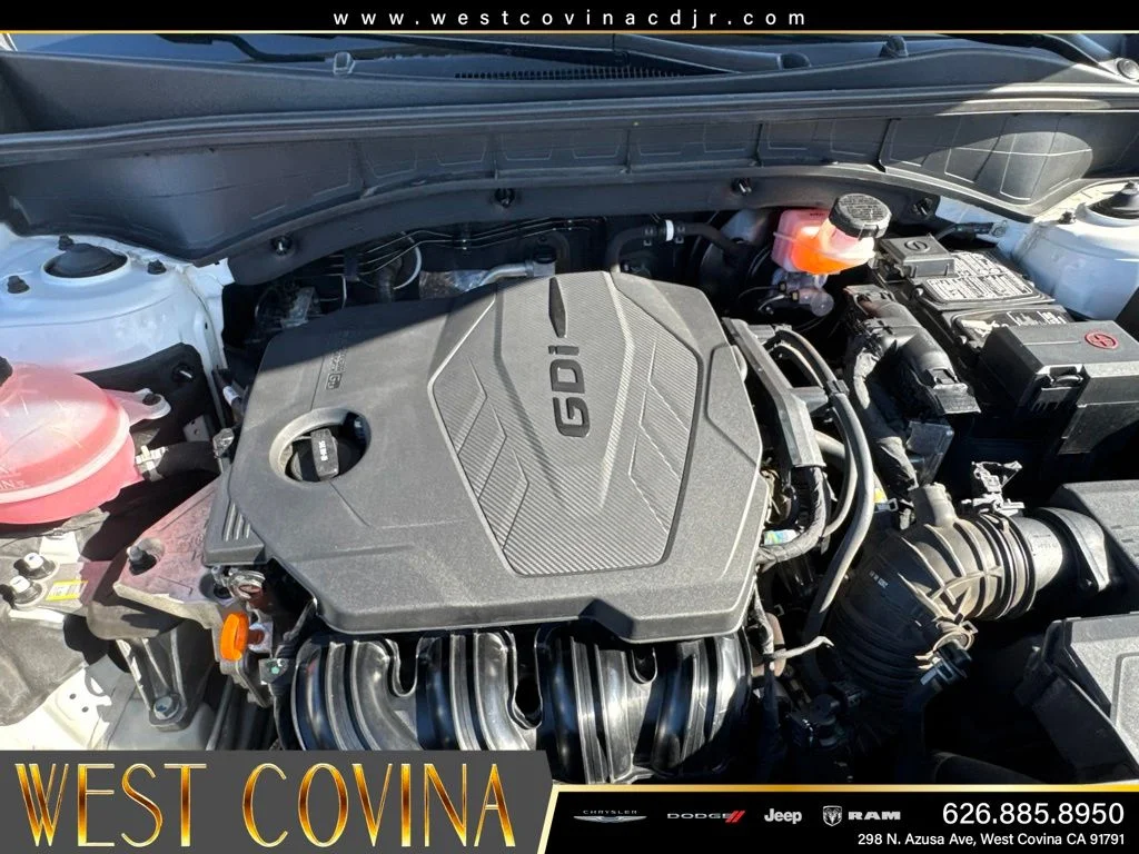Used 2024 White Kia S image 36