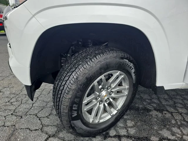 Used 2026 White Chevrolet LT image 33