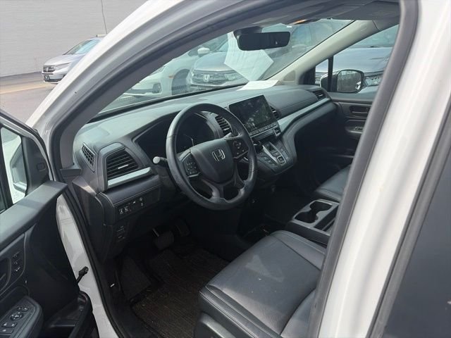 Used 2024 Platinum White Honda EX-L image 9