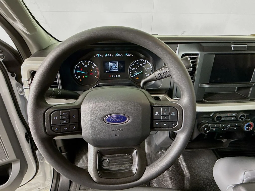 2025 Ford F-250 Super Duty XL - Photo 11