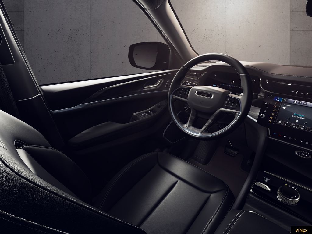 New 2026 Bright White Clear-Coat Exterior Paint Jeep Limited image 19