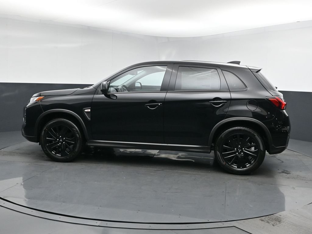 New 2026 Black Mitsubishi 2.0 LE image 4