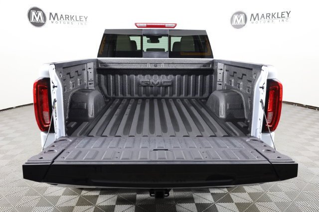 2026 GMC Sierra 1500 SLT - Photo 18