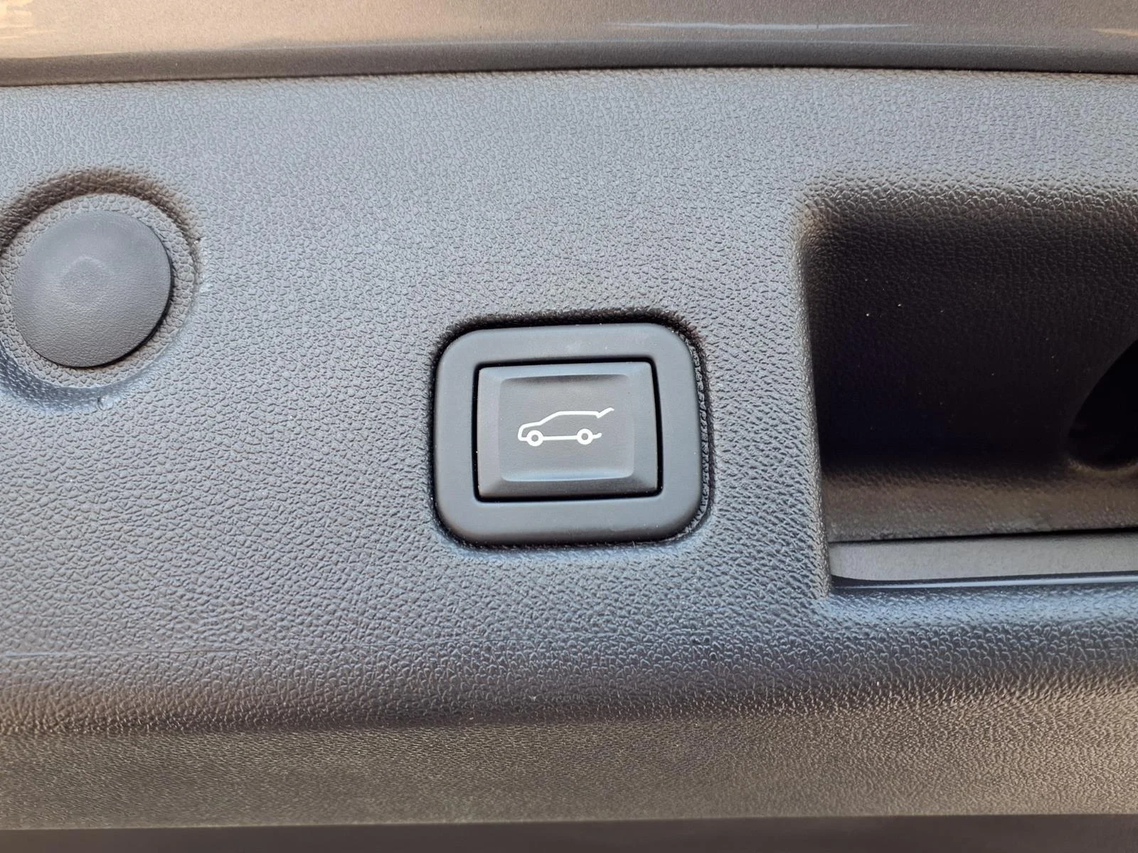 Used 2023 Sterling Gray Metallic Chevrolet LT image 24