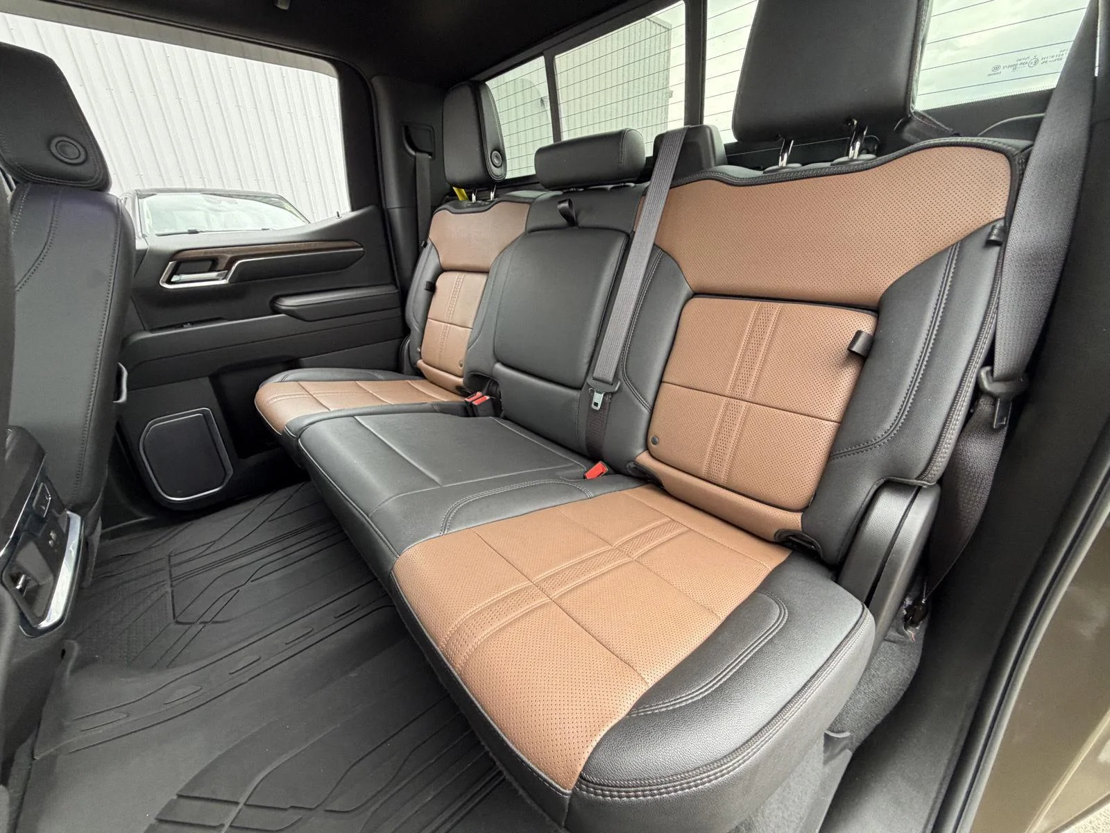 Used 2023 Harvest Bronze Metallic Chevrolet High Country image 17