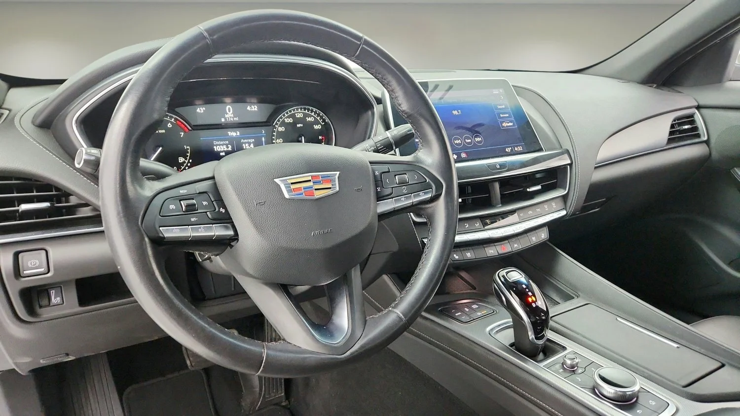 Used 2022 White Cadillac Premium Luxury image 13