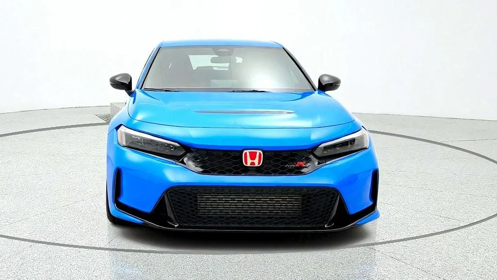 Used 2023 Boost Blue Pearl Honda Manual image 2