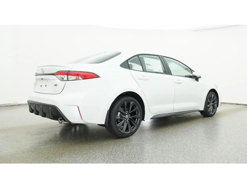 New 2026 Wind Chill Pearl Toyota SE image 31