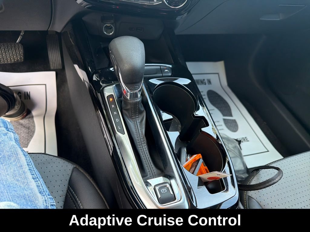 Used 2024 Gray Chevrolet LT image 25
