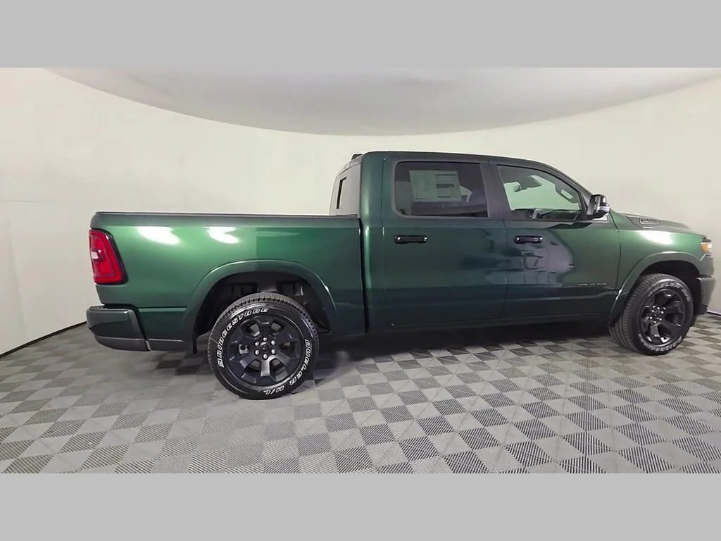 New 2026 Serrano-Green Metallic Exterior Paint RAM Big Horn image 25