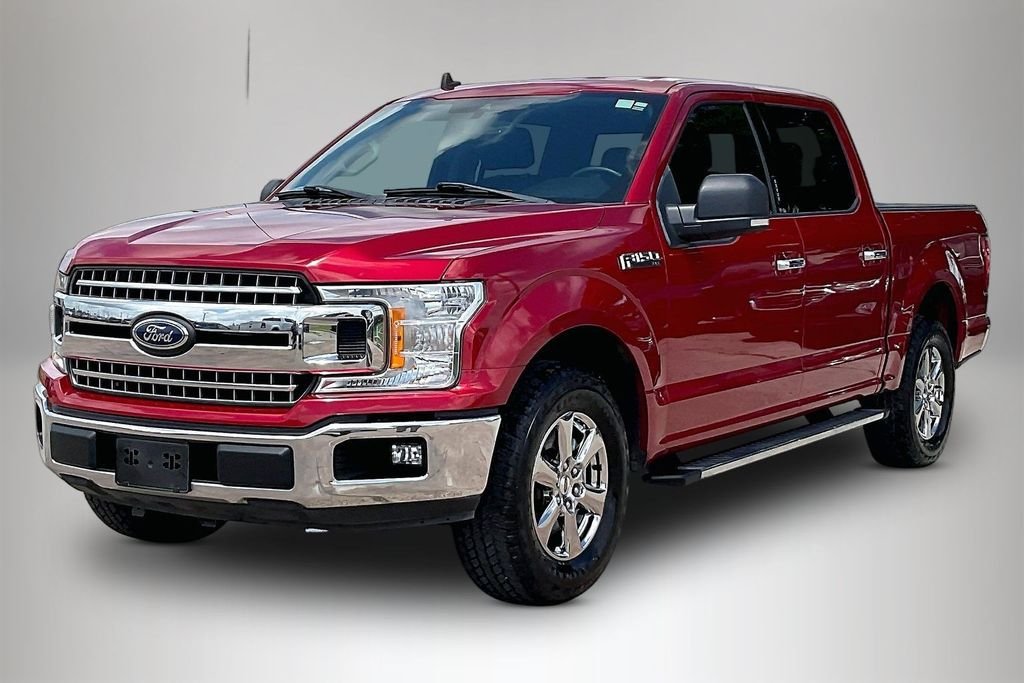 Used 2020 Red Ford XLT image 2