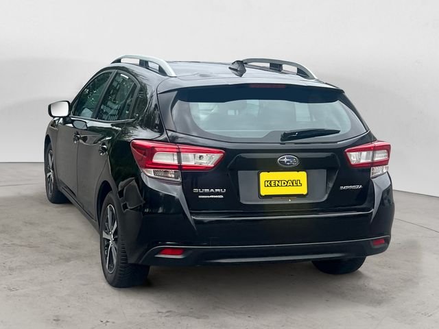 Used 2019 Crystal Black Silica Subaru 2.0i Premium image 2