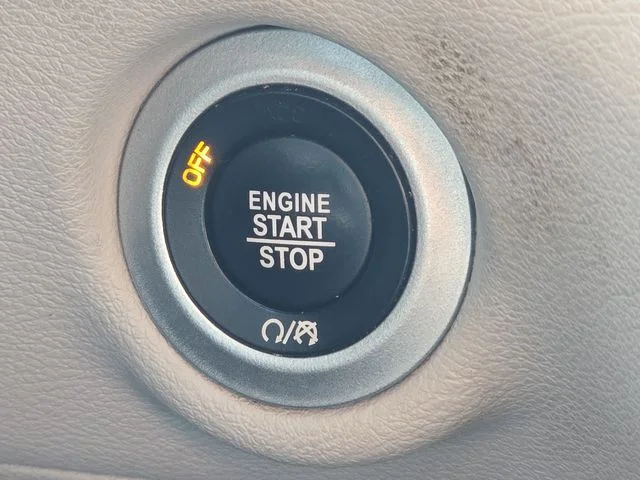 Certified Used 2018 White Chrysler Touring Plus image 30