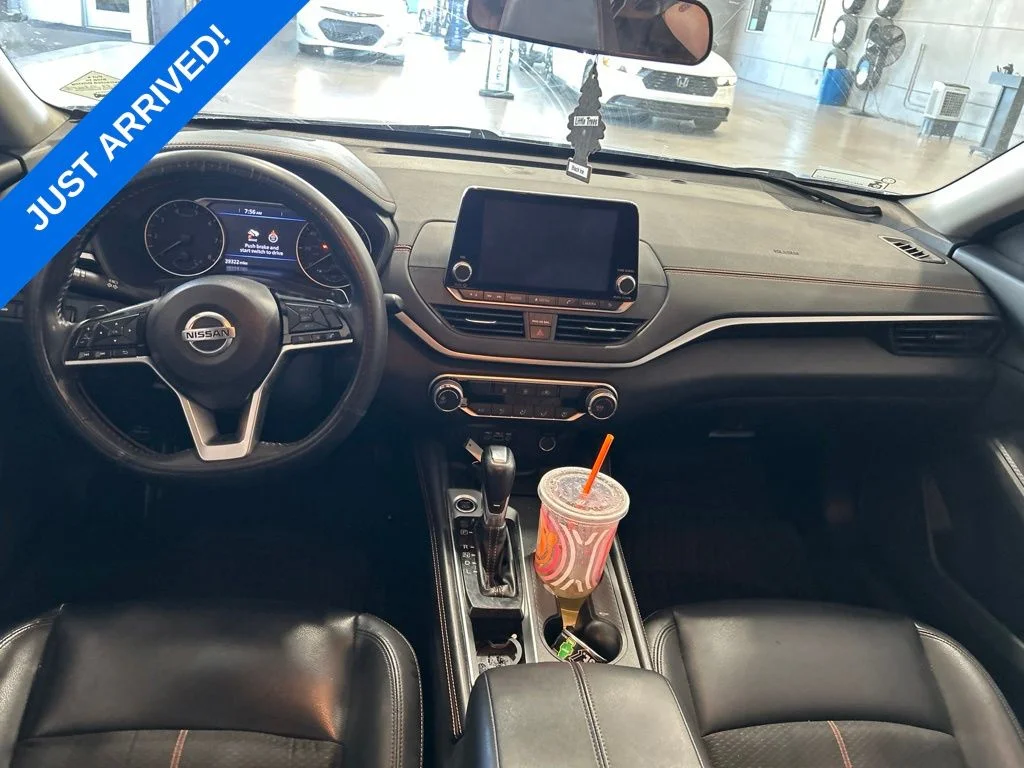 Used 2019 Deep Blue Pearl Nissan 2.5 SR image 5