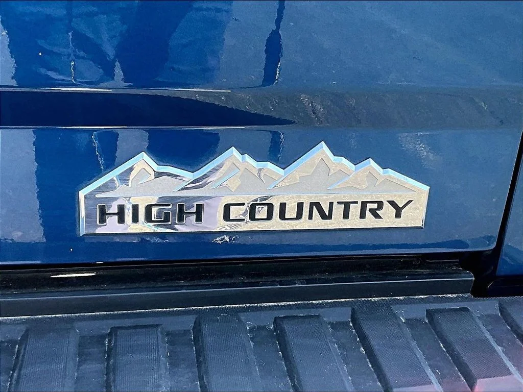 Used 2017 Blue Chevrolet High Country image 8