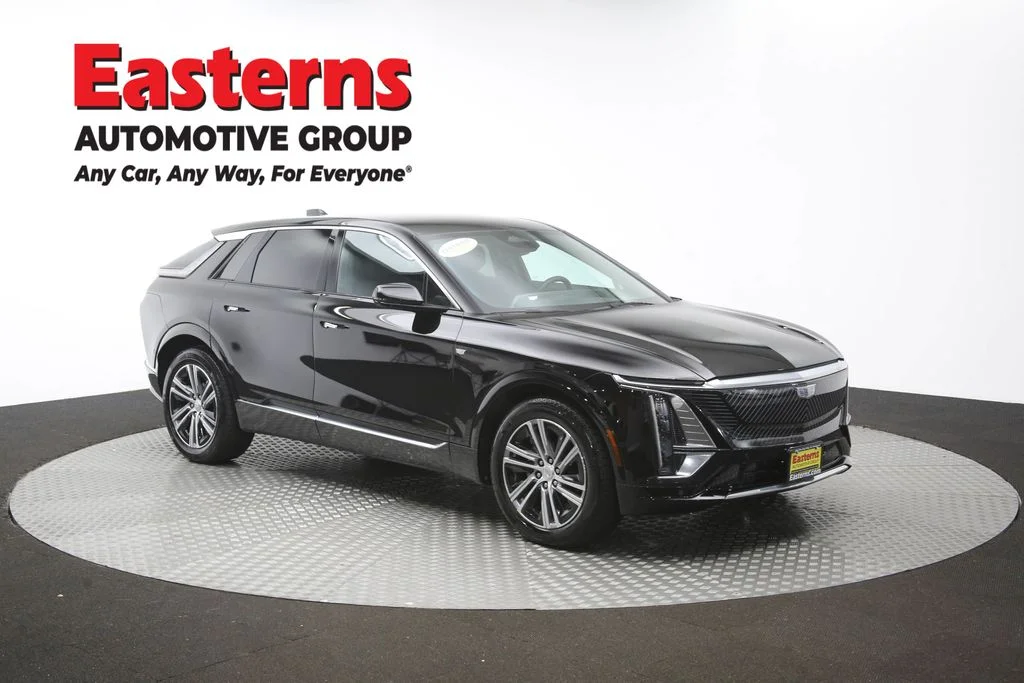 Used 2025 Black Cadillac Luxury image 50