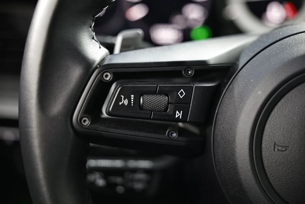 Used 2020  Porsche Carrera S image 35