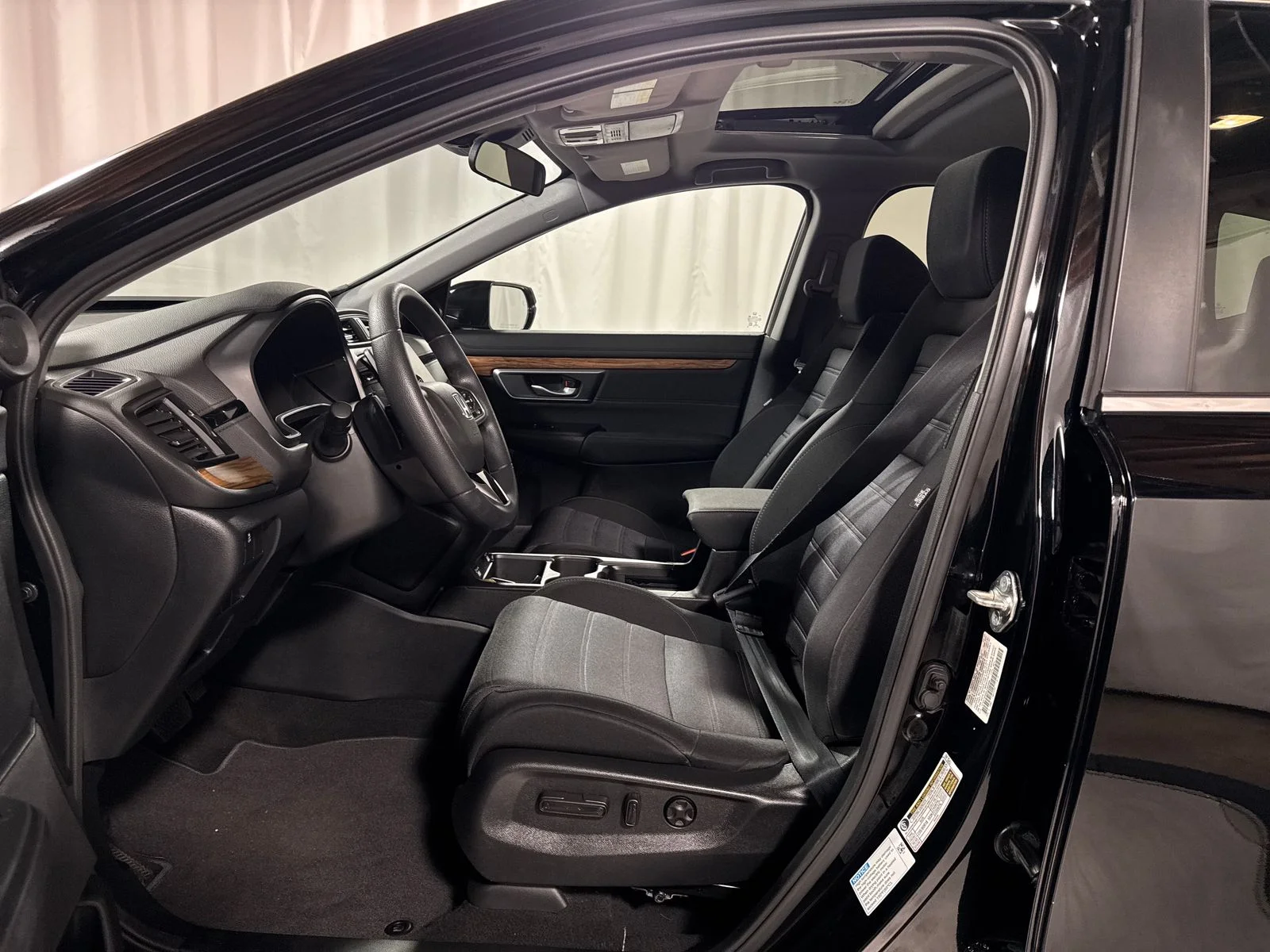Used 2020 Crystal Black Pearl Honda EX image 3