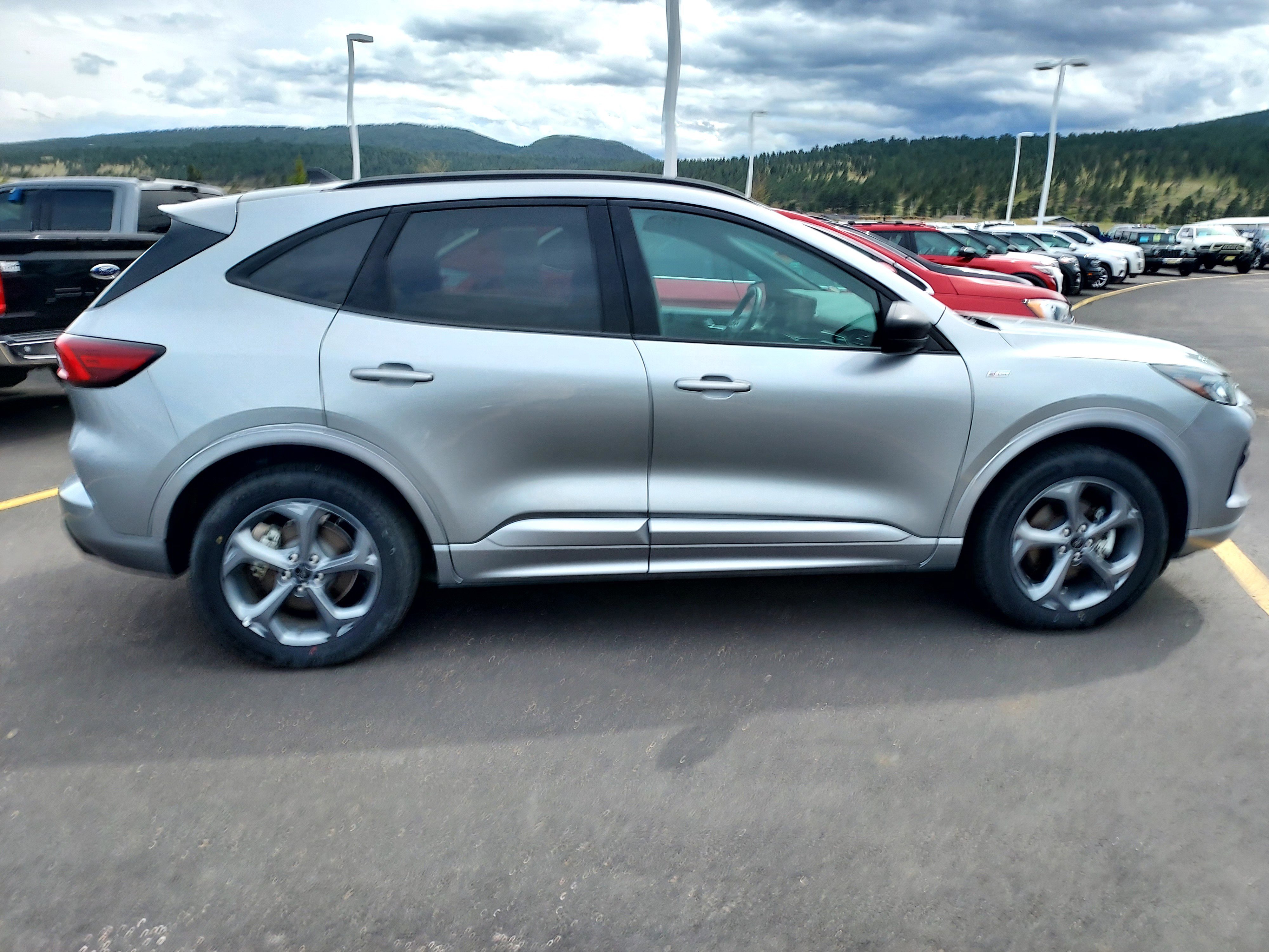 Used 2024 Silver Ford ST-Line image 9