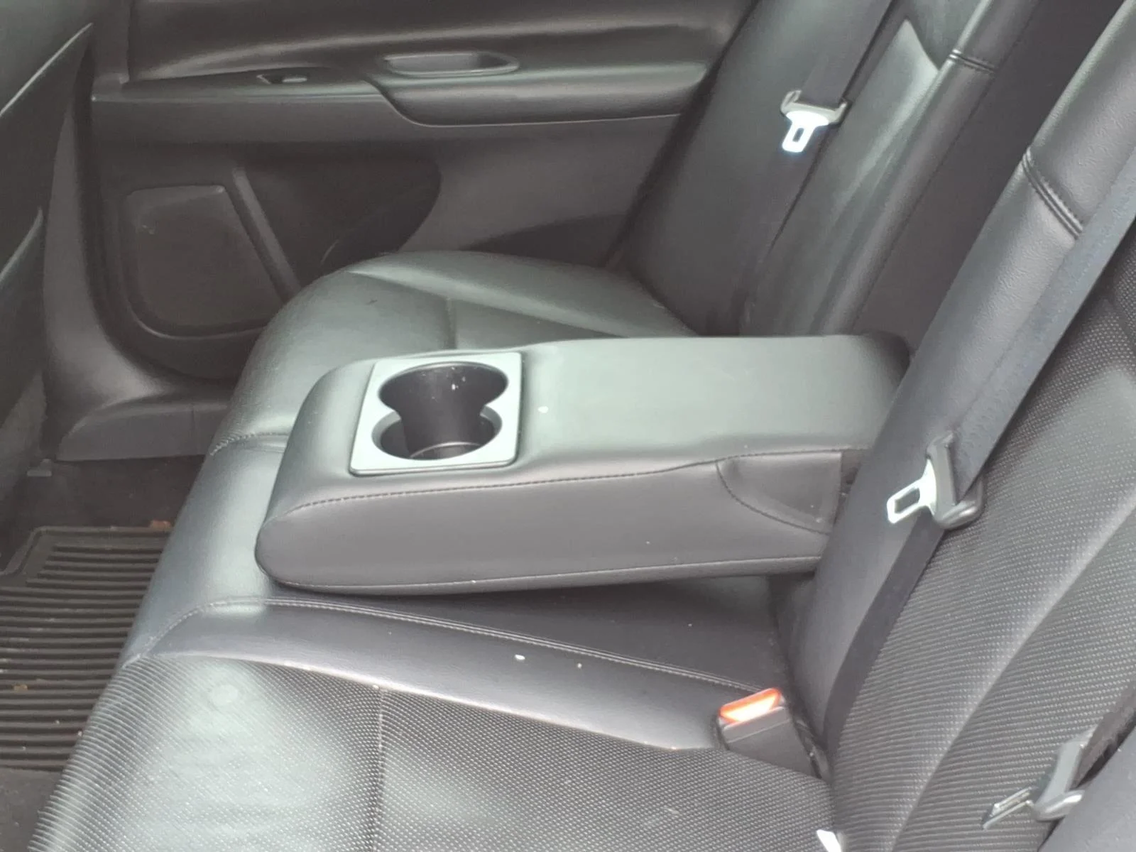 Used 2015 Pearl White Nissan 2.5 SL image 24